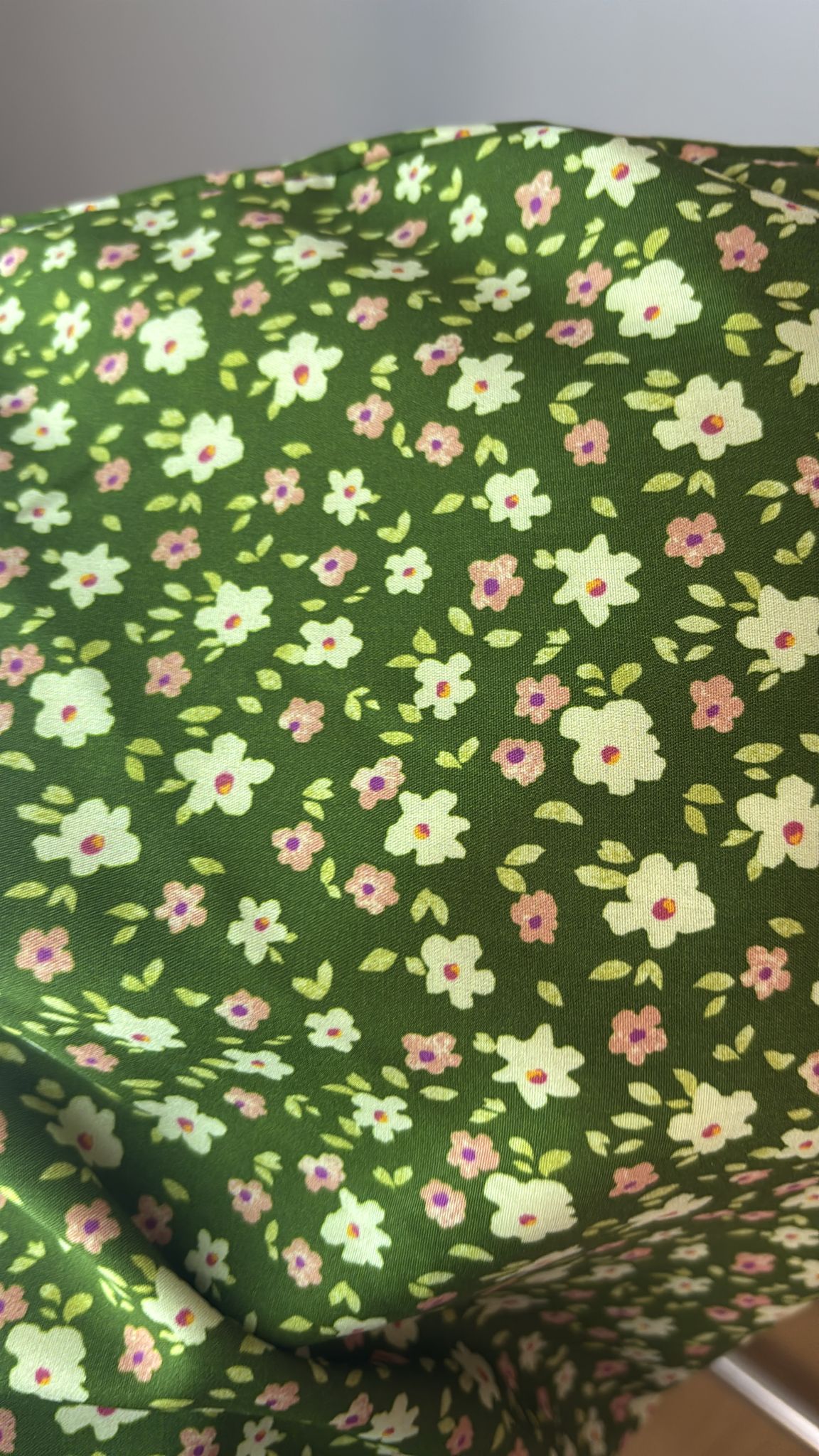 ABITO GREEN FLOWERS
